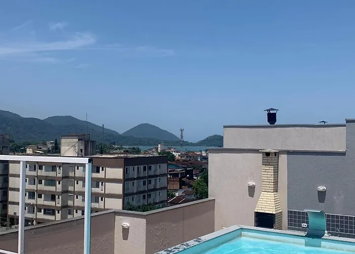Cobertura Perto Da Praia Em